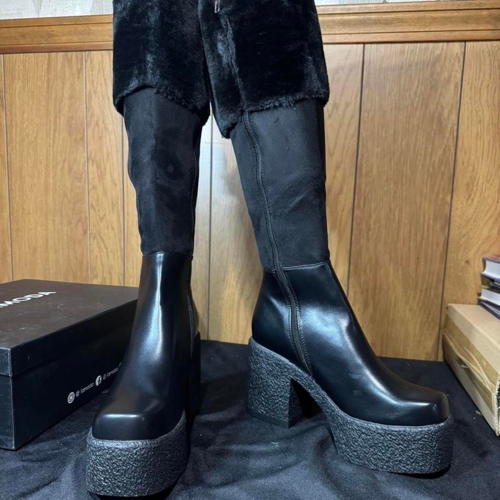 Lamoda Size 9 Womens Black Faux Fur Knee High Platform‎ Boots